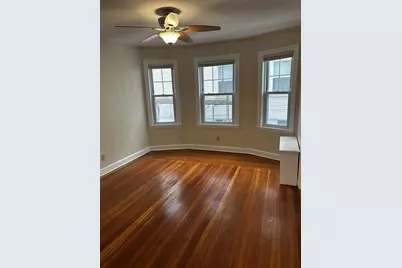 558 Main St #1, Medford, MA 02155 - Photo 6