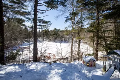 27 Howard Dr, Plymouth, MA 02360 - Photo 4