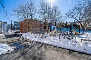 7 Mortimer Pl, Somerville, MA 02145 - Photo 26