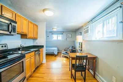 7 Mortimer Pl #2, Somerville, MA 02145 - Photo 6