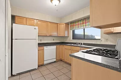 34 Rosewood Dr #34, Stoughton, MA 02072 - Photo 18
