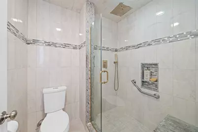 42 Leverett Ave, Revere, MA 02151 - Photo 14