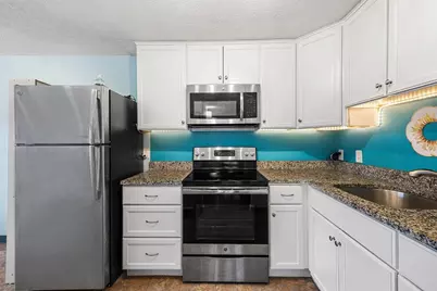 150 Wrentham St #9, Boston, MA 02124 - Photo 8