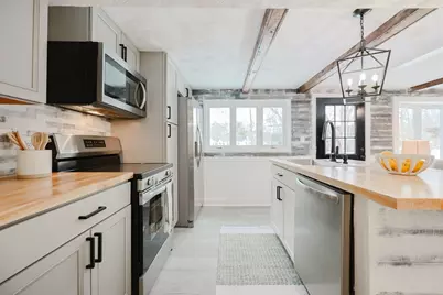 16 Lenox Ave, Westport, MA 02790 - Photo 6