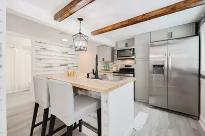 16 Lenox Ave, Westport, MA 02790 - Photo 4