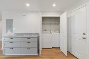 4 Benson St, Boston, MA 02135 - Photo 10