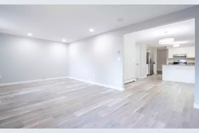 180 Pike Ave, Attleboro, MA 02703 - Photo 12