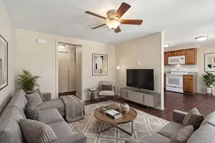 21 Agawam St, Lowell, MA 01852 - Photo 1