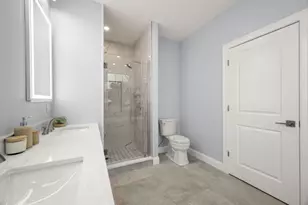 669 Boylston St, Newton, MA 02459 - Photo 20