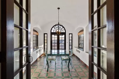 44 Bradford Rd, Wellesley, MA 02481 - Photo 14