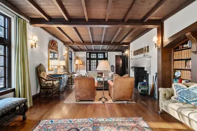 44 Bradford Rd, Wellesley, MA 02481 - Photo 8