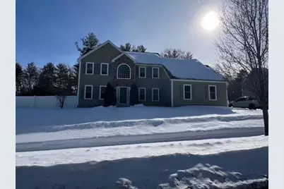 240 Roosevelt Drive, Northbridge, MA 01534 - Photo 2