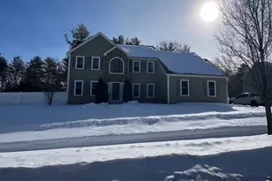 240 Roosevelt Dr, Northbridge, MA 01534 - Photo 2