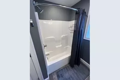 240 Roosevelt Drive, Northbridge, MA 01534 - Photo 24