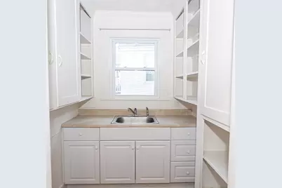 343 Cabot St #1, Beverly, MA 01915 - Photo 2