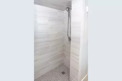 343 Cabot St #1, Beverly, MA 01915 - Photo 12