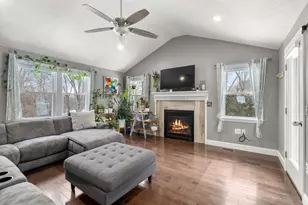 6 Skyview Terrace, Holliston, MA 01746 - Photo 8