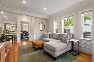 256 Sycamore St, Watertown, MA 02472 - Photo 1