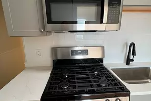 108 Bristol Rd, Somerville, MA 02144 - Photo 2