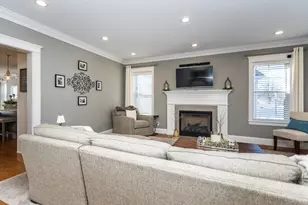 22 Grove St, Waltham, MA 02453 - Photo 14