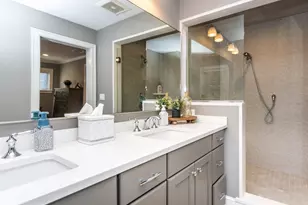 22 Grove St, Waltham, MA 02453 - Photo 20