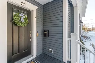 22 Grove St, Waltham, MA 02453 - Photo 2