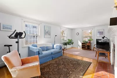 60 Lindbergh Ave, Newton, MA 02465 - Photo 4