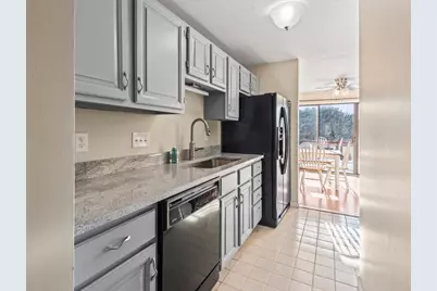 5 Country Club Ln #B, Milford, MA 01757 - Photo 10