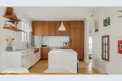 17 Ellsworth Avenue #Front, Cambridge, MA 02139 - Photo 12