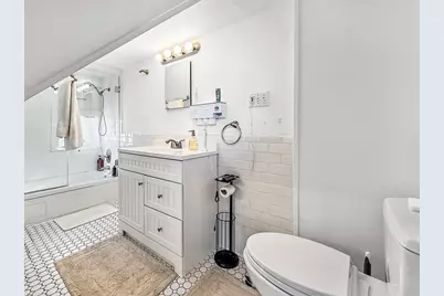 83 Pleasant St #7, Marblehead, MA 01945 - Photo 16