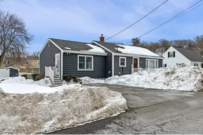 80 Redfield Rd, Wakefield, MA 01880 - Photo 4