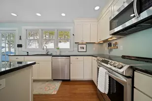 5 Tuxbury Ln, Amesbury, MA 01913 - Photo 6