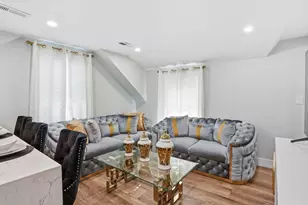 498 Beech St, Boston, MA 02131 - Photo 16