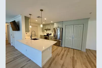 29 Maple St #H, Canton, MA 02021 - Photo 4