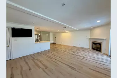 29 Maple St #H, Canton, MA 02021 - Photo 8