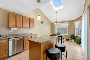 66 Ledgecrest Dr, Worcester, MA 01603 - Photo 12