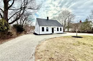 949 Union St, Rockland, MA 02370 - Photo 1