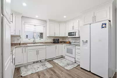 77 Carter St, Leominster, MA 01453 - Photo 14