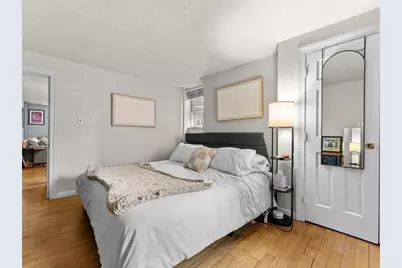 11 Myrtle St #2, Boston, MA 02114 - Photo 18