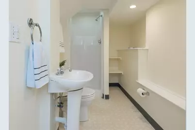 36 Sciarappa St #1, Cambridge, MA 02141 - Photo 20