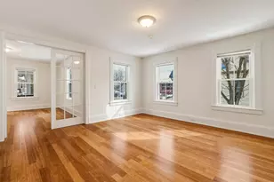 105 Nonotuck St, Holyoke, MA 01040 - Photo 6