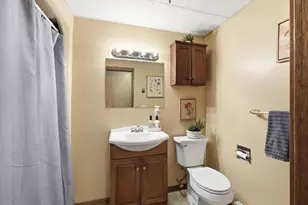 1023 N Woodstock Rd, Southbridge, MA 01550 - Photo 34