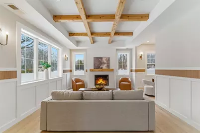 54 Pilgrim Rd, Natick, MA 01760 - Photo 4