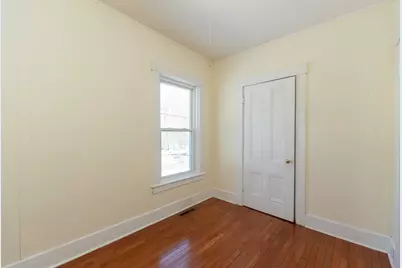 85 Beacon St, Clinton, MA 01510 - Photo 14
