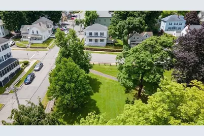 85 Beacon St, Clinton, MA 01510 - Photo 2