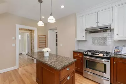 10 Winchester St, Haverhill, MA 01835 - Photo 10