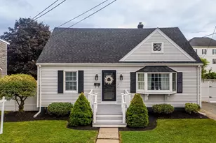 166 Charles St, New Bedford, MA 02744 - Photo 2