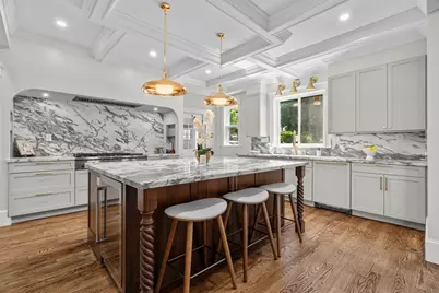 199 Palfrey St, Watertown, MA 02472 - Photo 2