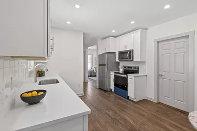 79 Fox St, Worcester, MA 01604 - Photo 2