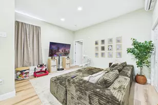 110 8th St, New Bedford, MA 02740 - Photo 6